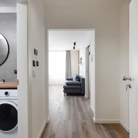 Apartament Aura Exclusive & *